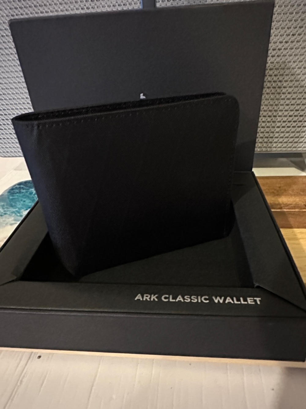ARK Classic Black Men's Wallet - Sleek Bifold Card & Key Holder
